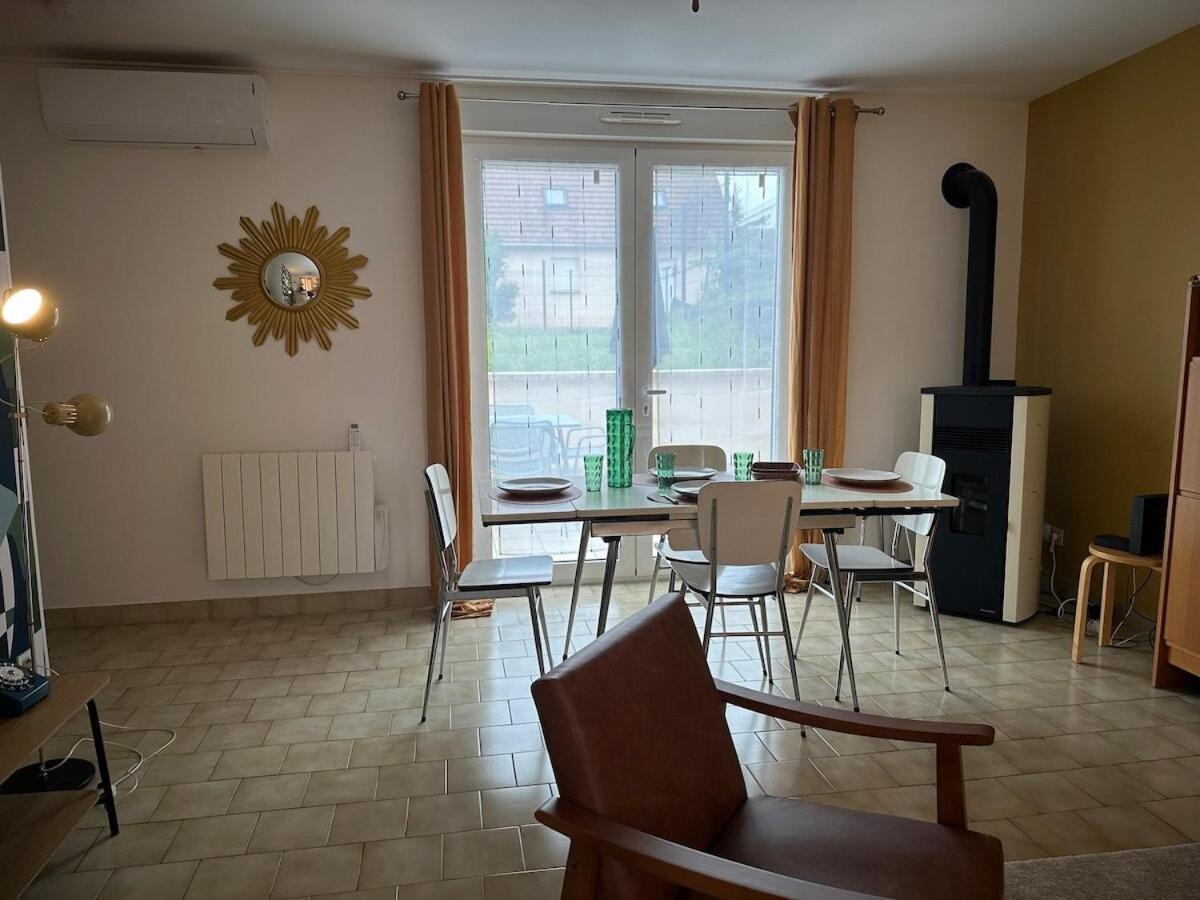 Maison Seventies Climatisee, Parking Prive Appartement Chablis Buitenkant foto